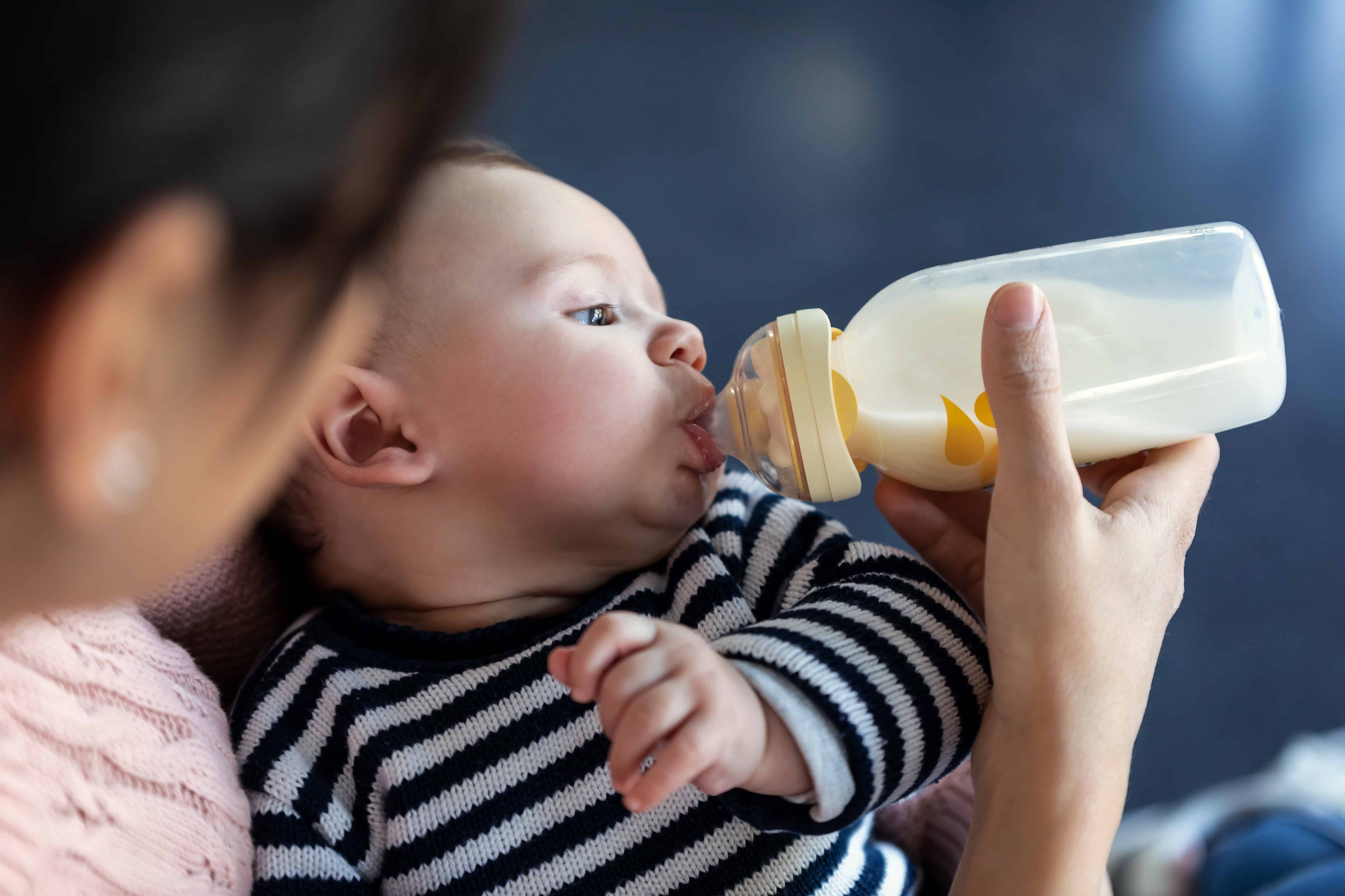 Is It Safe to Introduce Baby-Led Weaning to Twins